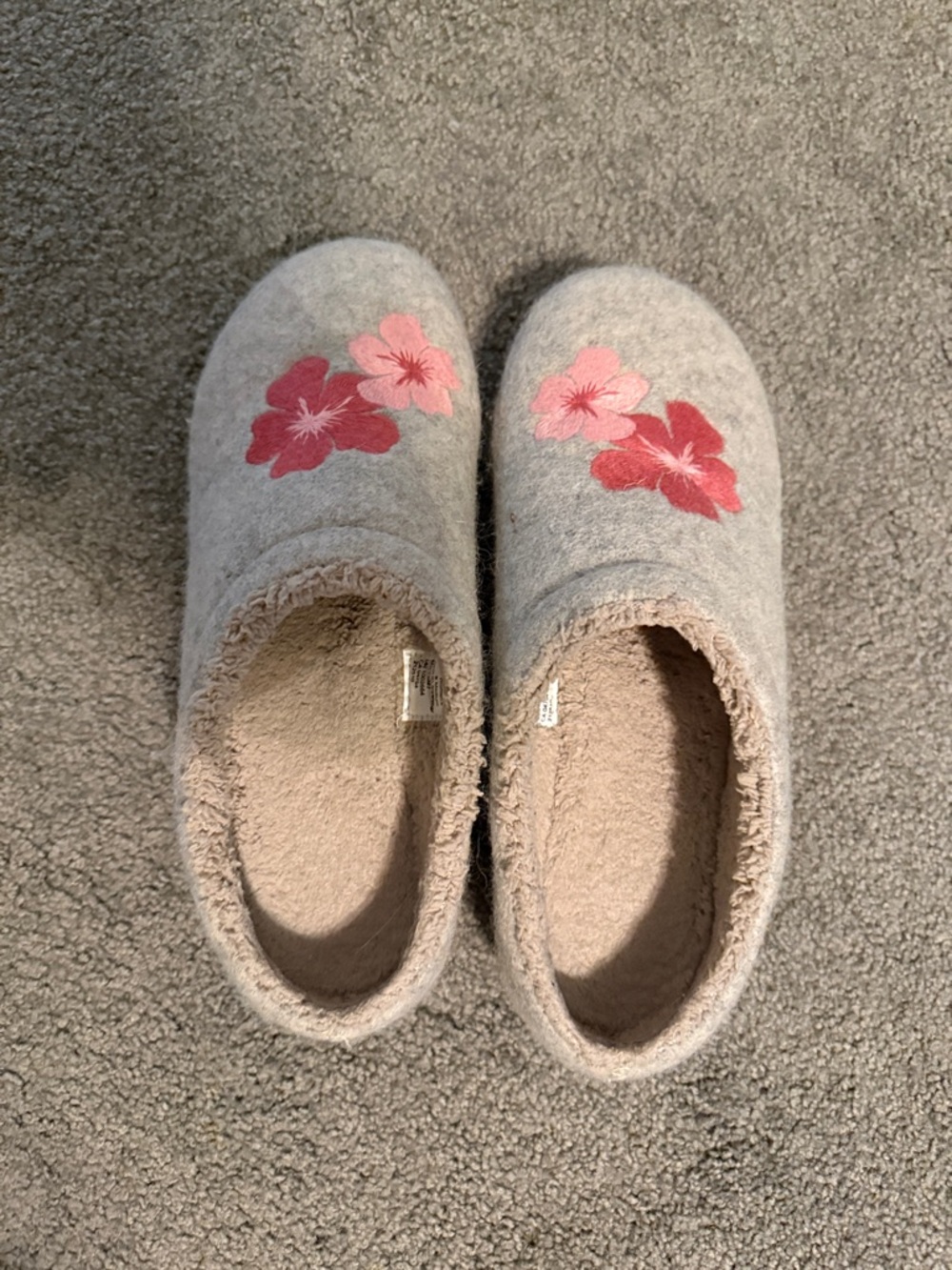 L.L. Bean Women's Felt Slip-On Slippers with Pink Floral Embroidery